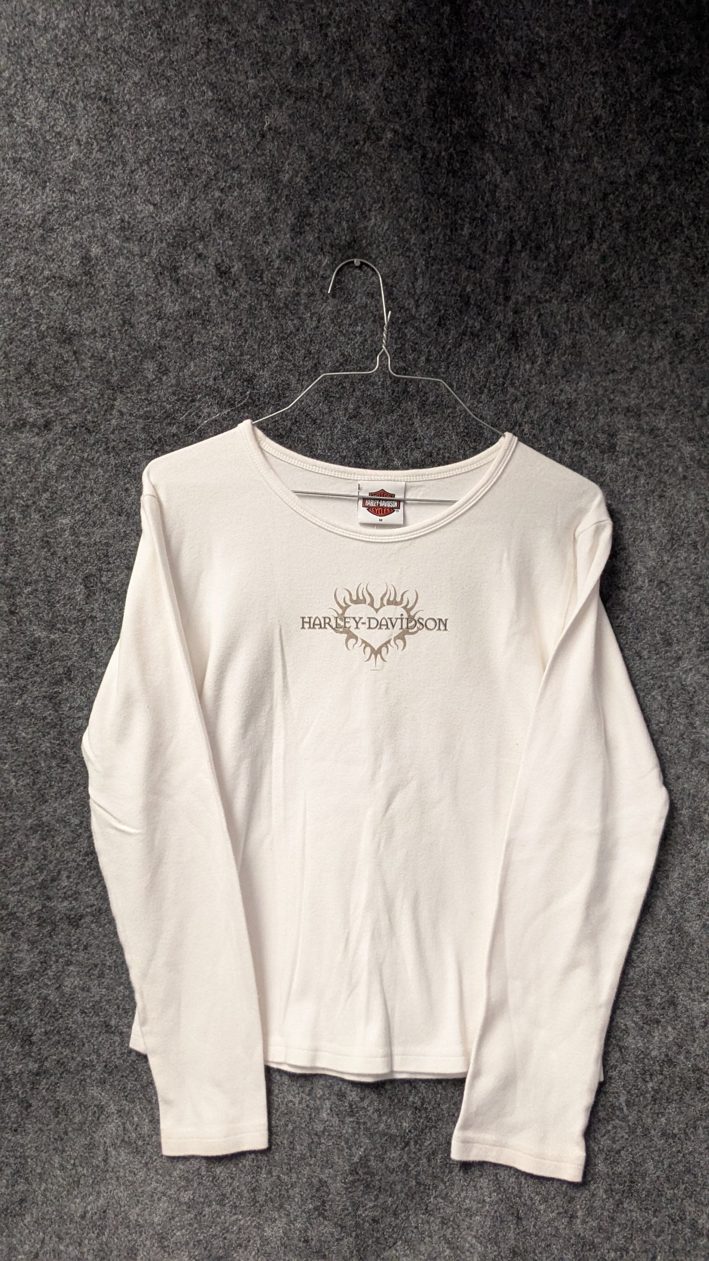 Harley-Davidson Women’s Long Sleeve Tribal Graphic Tee – Size M – White
