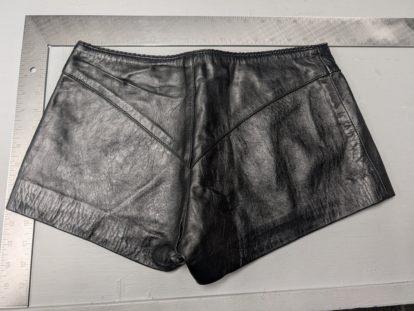 Leather shorts women's large