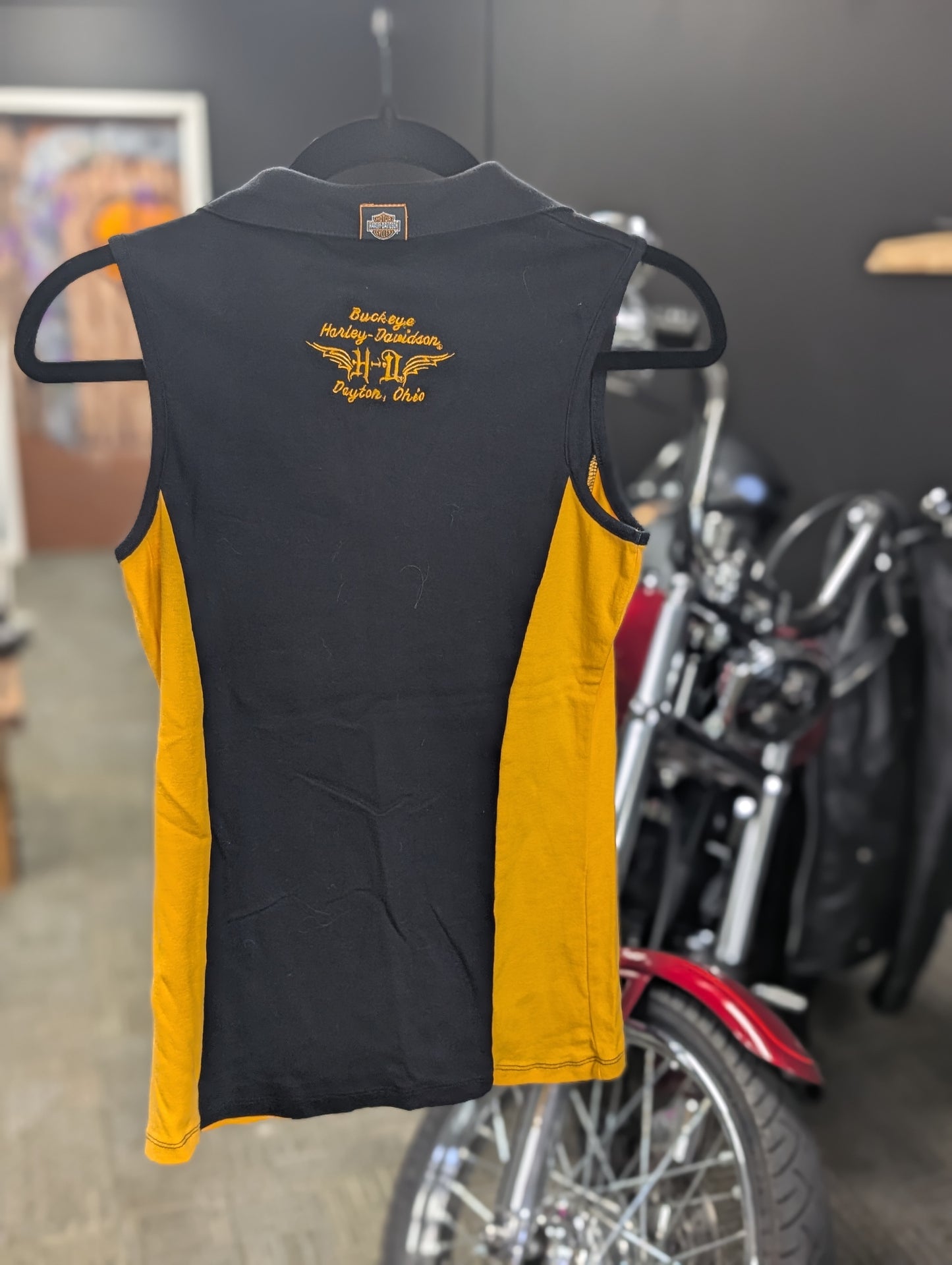 Tank top Harley Davidson fitted embroidered size Medium