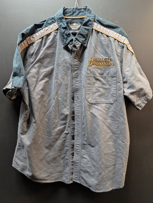Button Up Harley Davidson Men's shirt