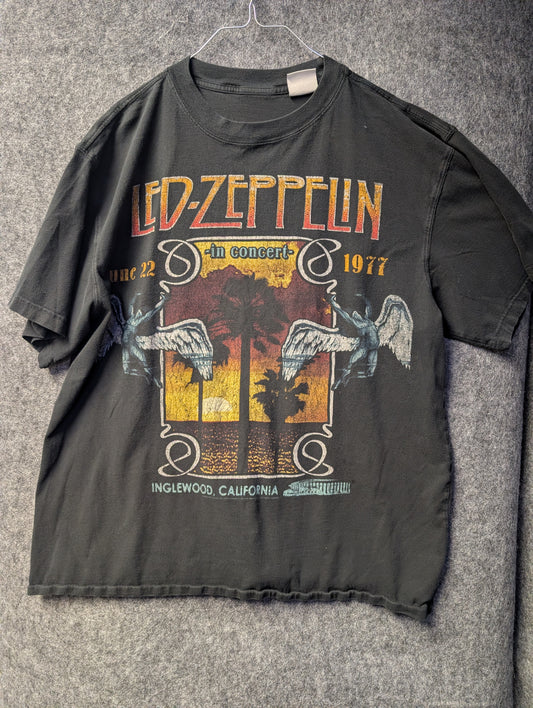 Led Zeppelin “In Concert 1977 – Inglewood, California” T-Shirt (1X Big)