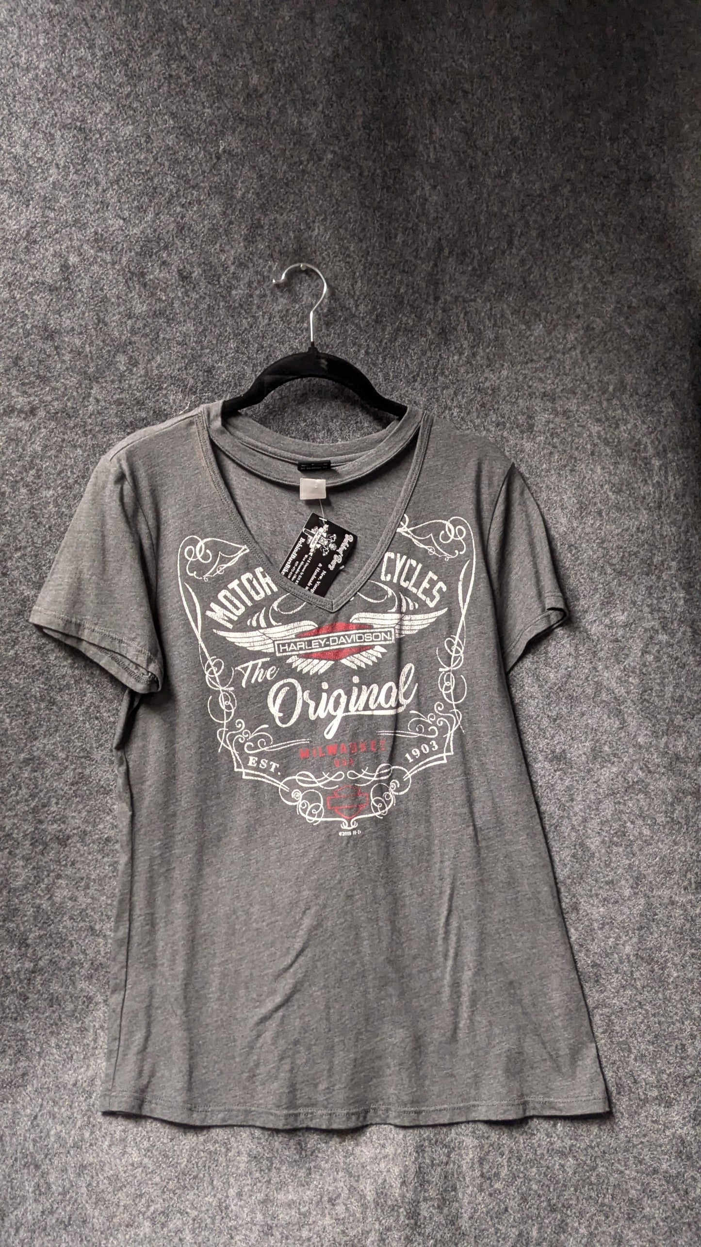 Harley-Davidson Women’s “The Original” V-Neck Tee – Size L – Big Island Dealer Back