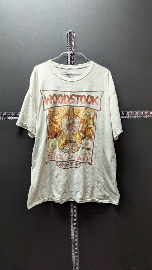 Woodstock “Peace Love Music” Graphic Tee – S/M Vintage Style