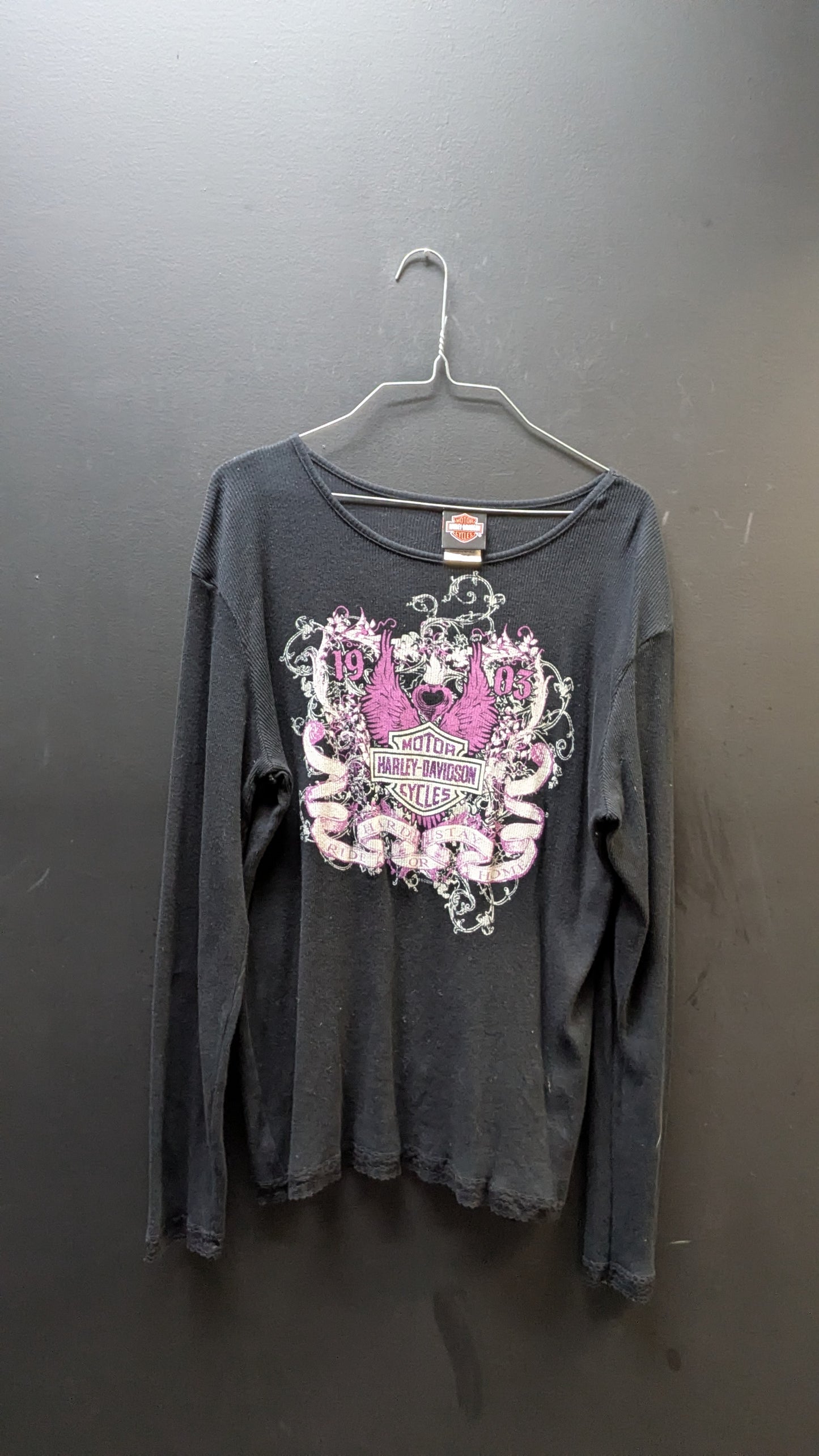 Harley-Davidson Ribbed Long Sleeve Lace Hem Shirt – Women’s XL