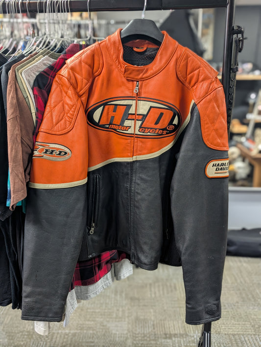 Orange and black HD Harley-Davidson motorcycles men's size large leather jacket for riding motorcycles