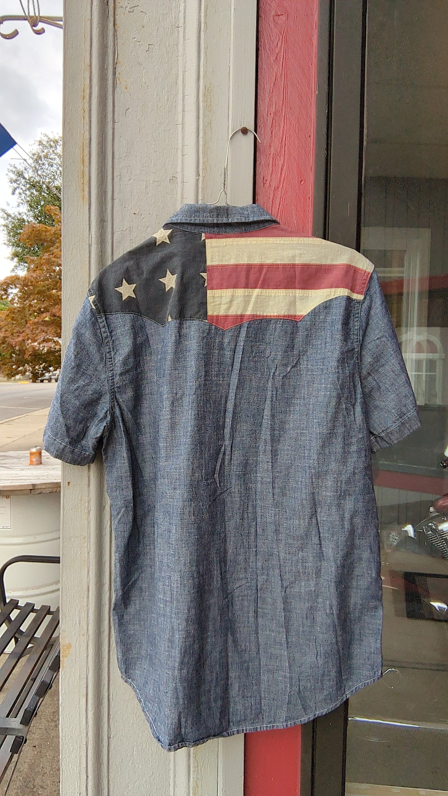 Men's Pear Snap Collar Shirt