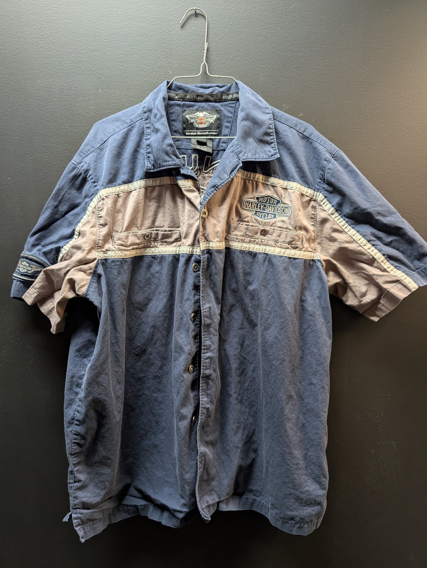 Button Up Harley Davidson Men's shirt