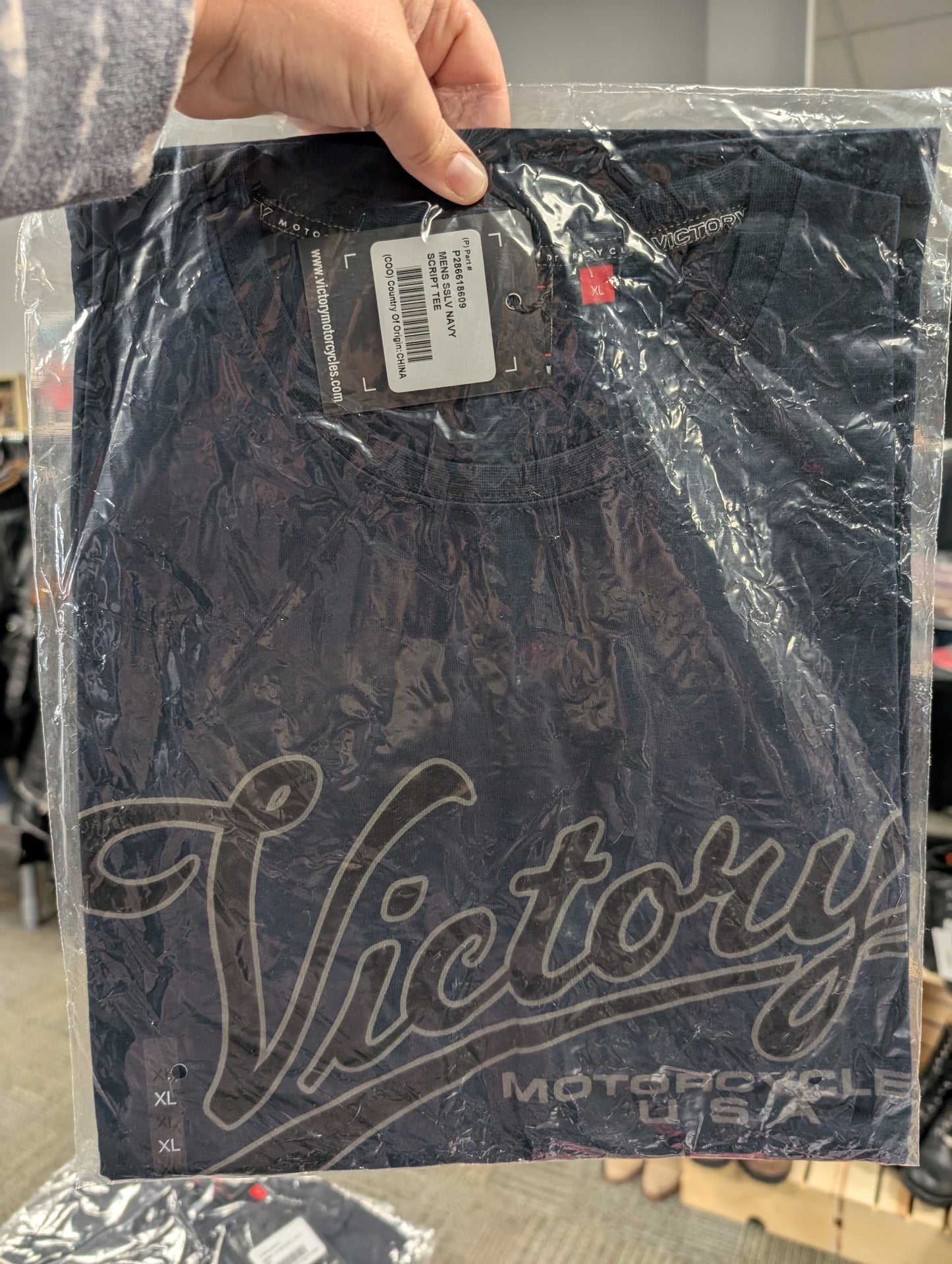 Victory Mens SSLV Navy Script Tshirt Medium