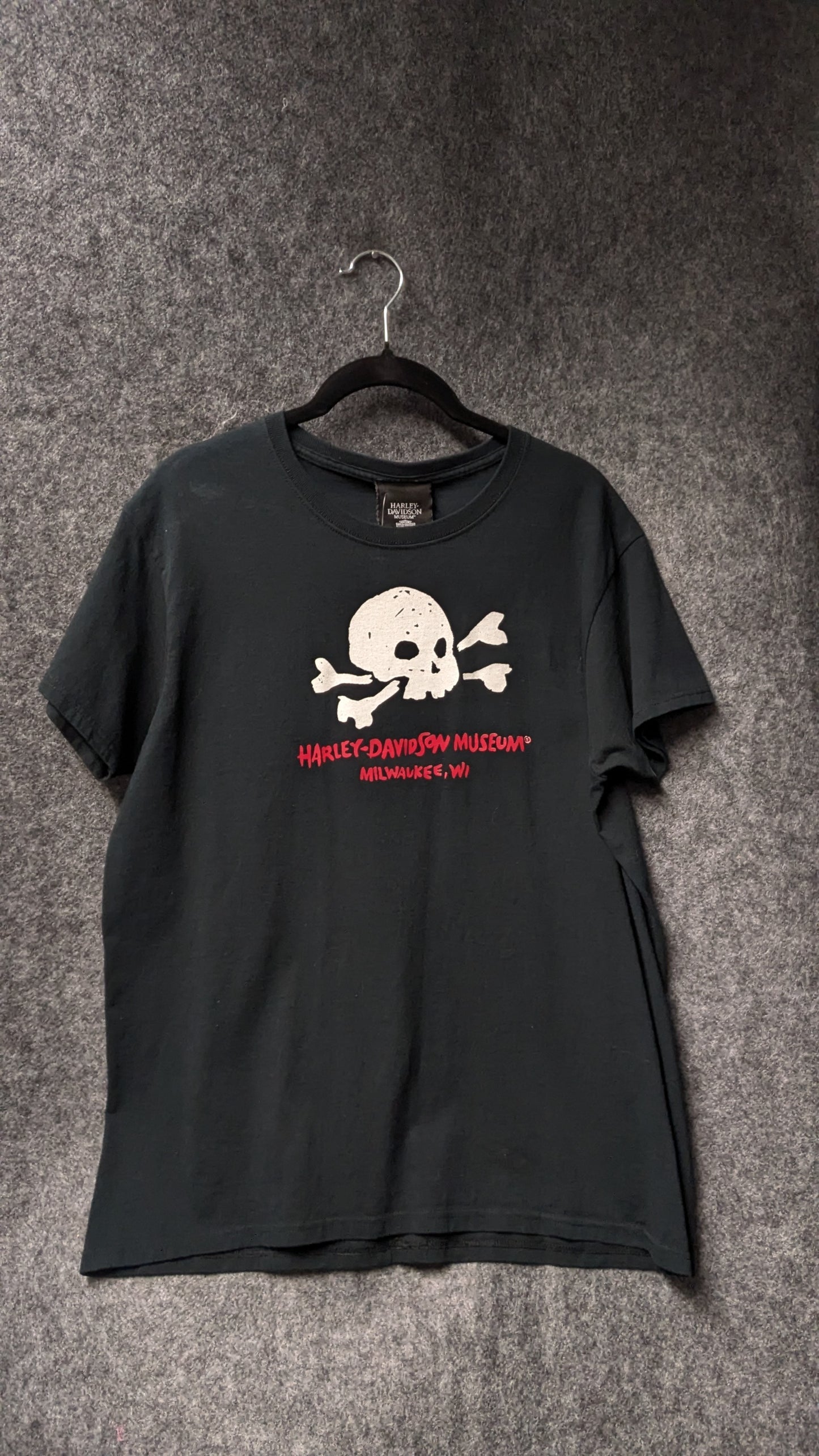 Harley-Davidson Museum Skull & Bones Tee – Black – Size Large