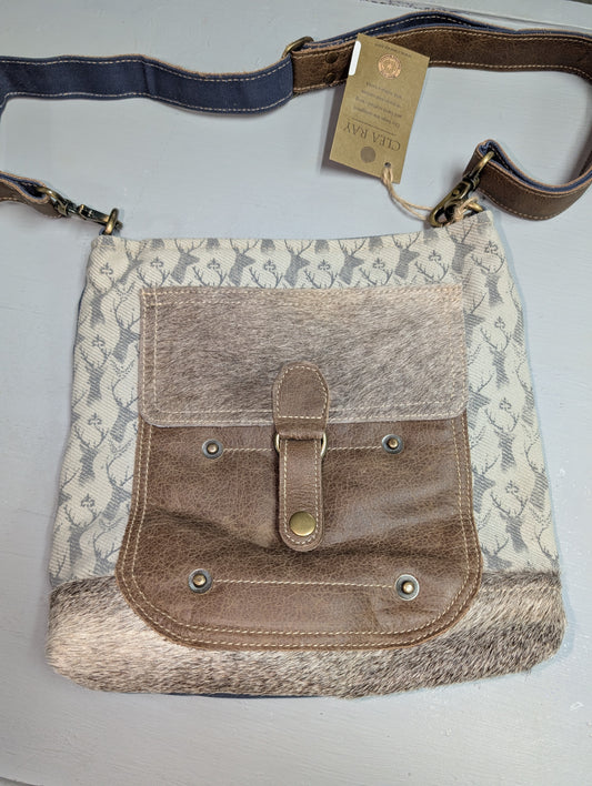Deer print canvas shoulder bag with cowhide pocket