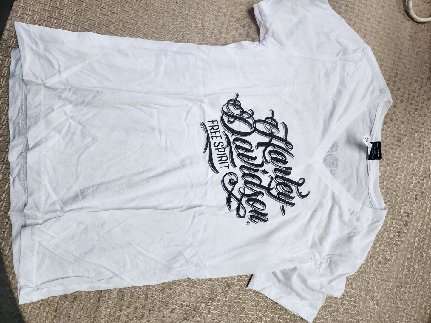 Free spirit Cherokee Harley Davidson Women's Tshirt size Medium