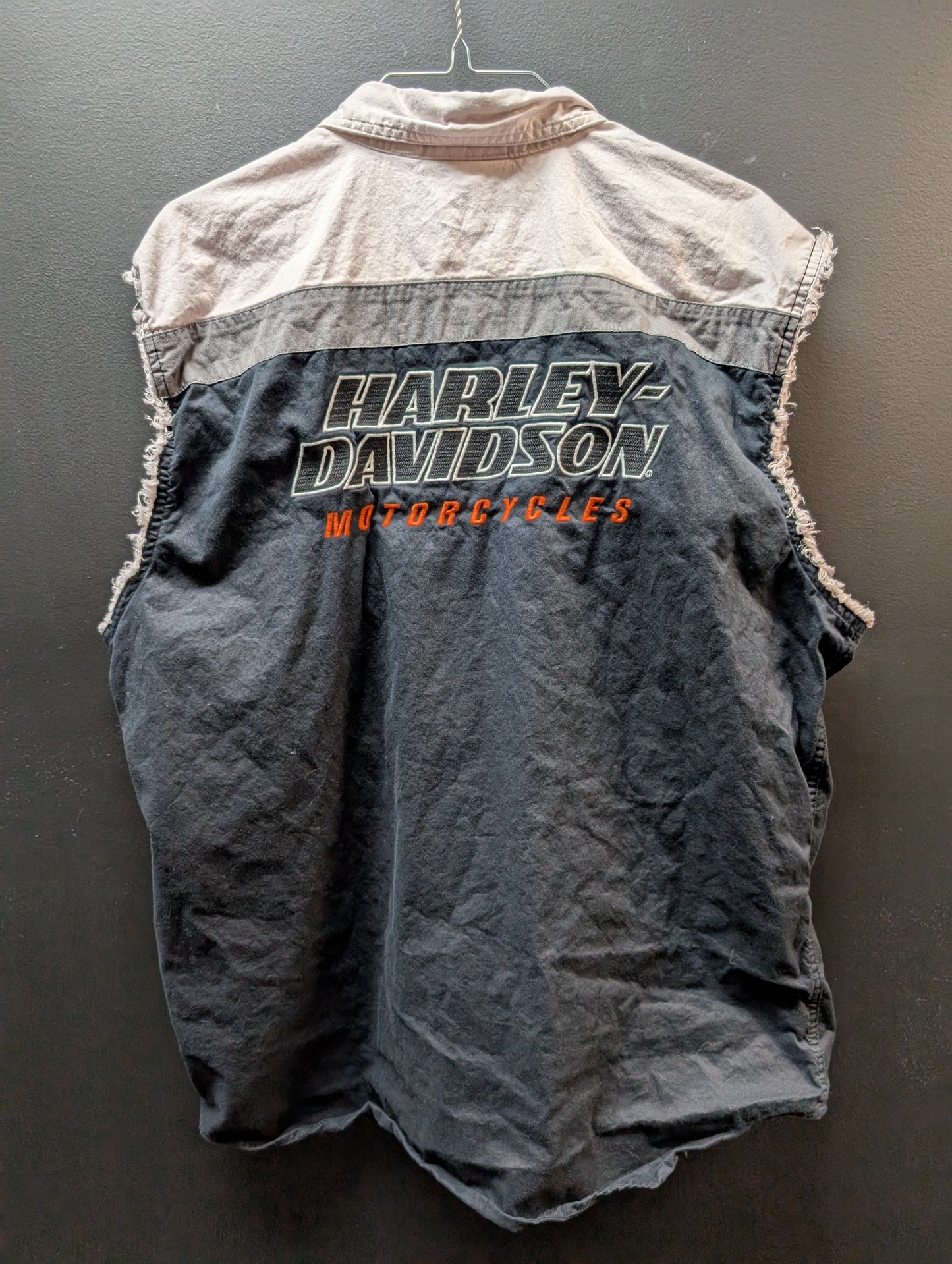 Button up Sleeveless Harley Davidson Shirt