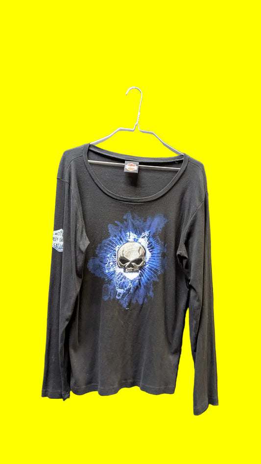 Harley-Davidson Long Sleeve Skull Tee – Women’s XL (Estimated)
