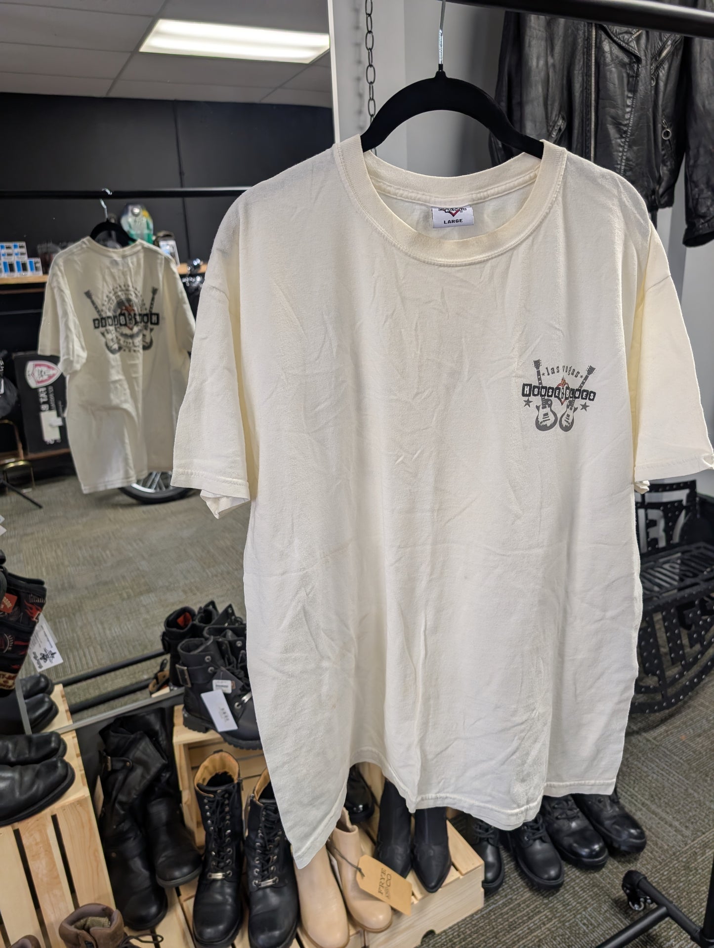 House of Blues Las Vegas Large Tshirt