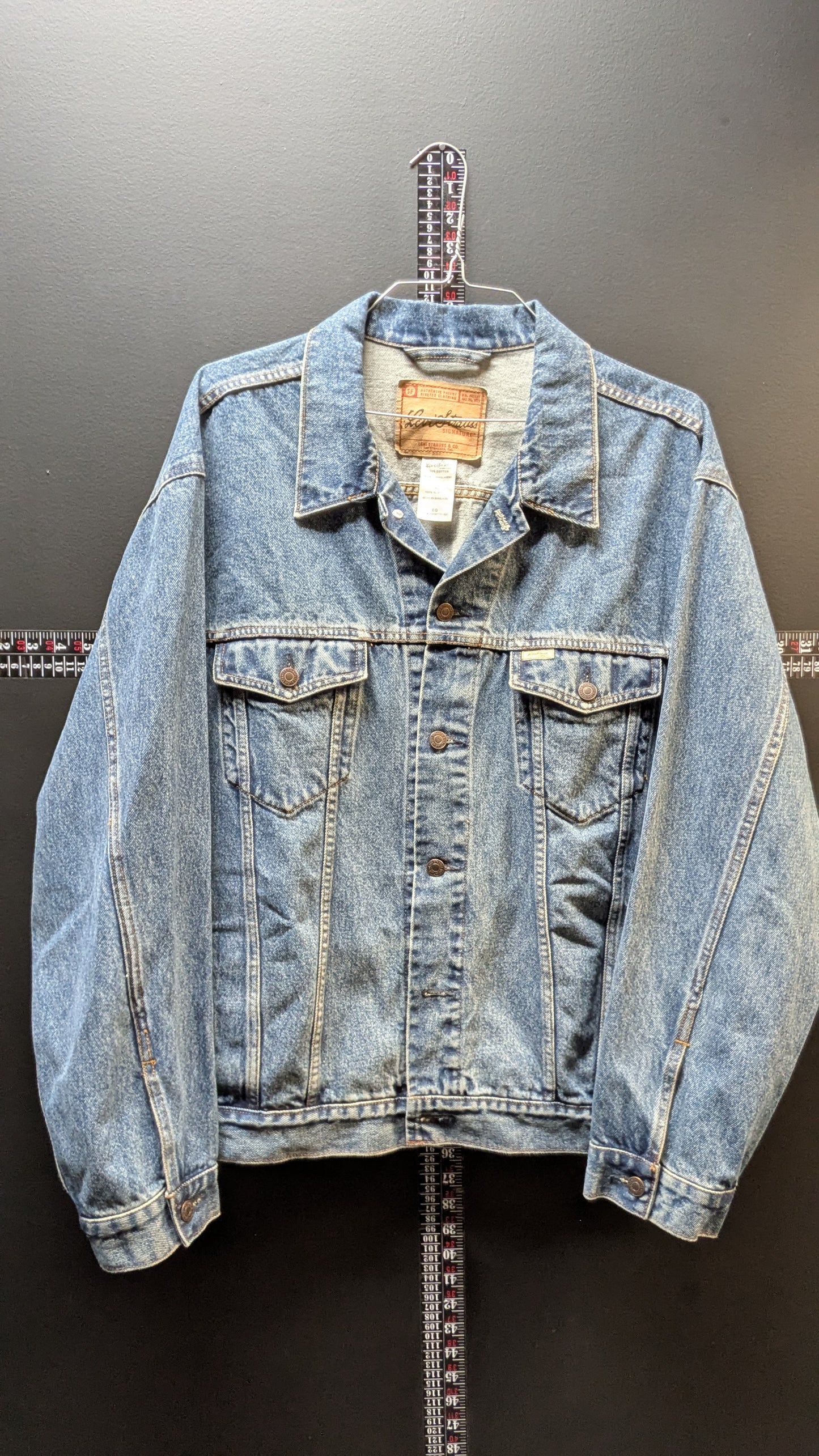Levi Strauss Signature Denim Jacket – Women’s XL Classic Fit