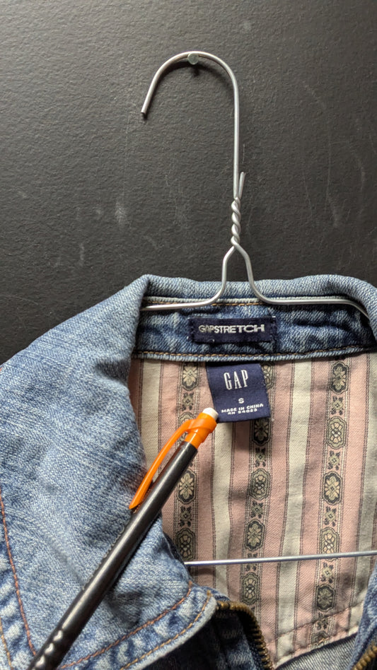 Kids GAP Denim Jacket – Size Small