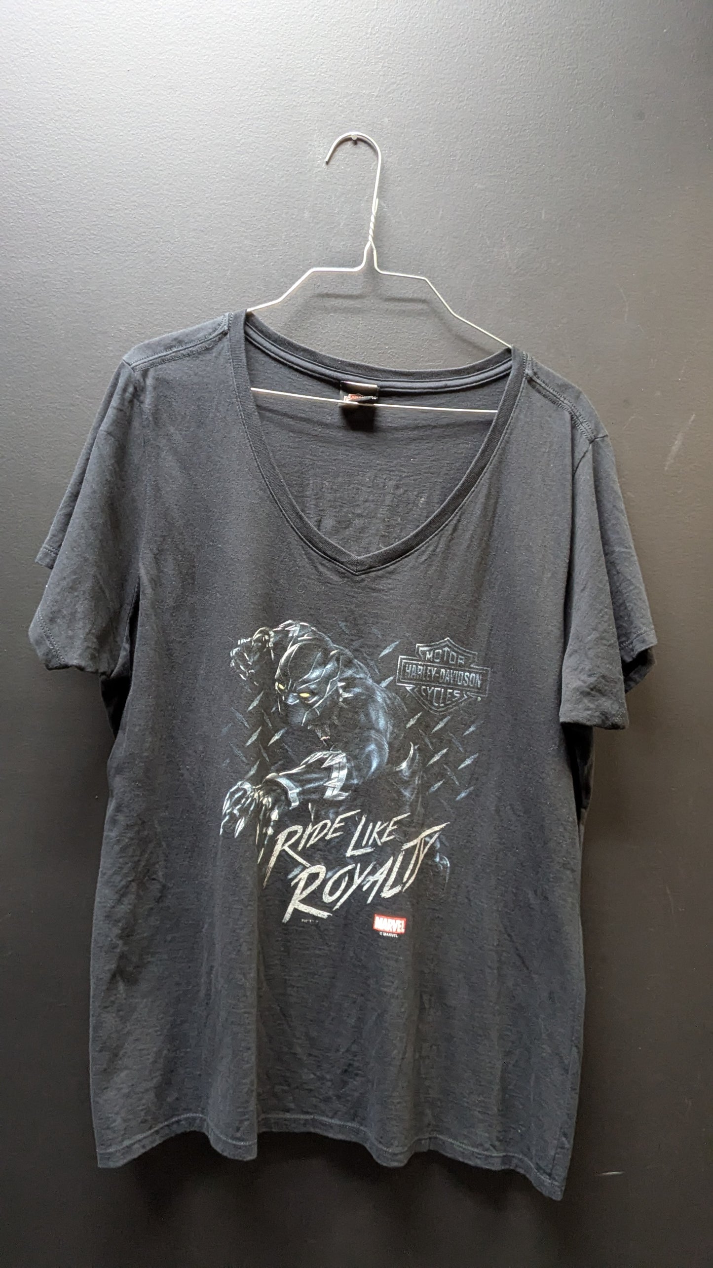 Harley-Davidson Marvels Ride-like royalty V-neck